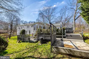 9127 Southwick St, Fairfax, VA 22031 - Photo 68