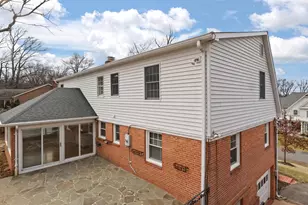 1919 Kenbar Ct, McLean, VA 22101 - Photo 2