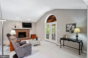 15131 Wetherburn Dr, Centreville, VA 20120 - Photo 20
