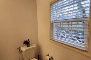 2050 Cherri Dr, Falls Church, VA 22043 - Photo 4