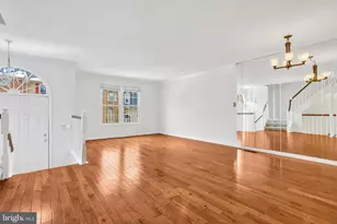 7413 Salford Ct, Alexandria, VA 22315 - Photo 8