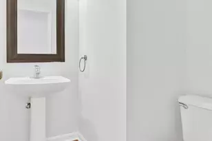 7413 Salford Ct, Alexandria, VA 22315 - Photo 12