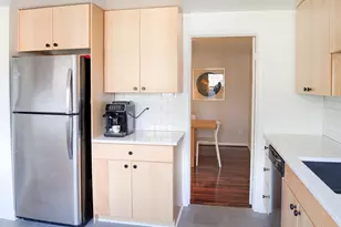 8939 Park Forest Dr, Springfield, VA 22152 - Photo 6