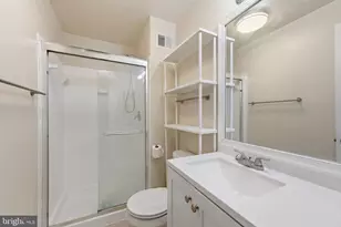 5948 Wild Brook Ct, Centreville, VA 20121 - Photo 24