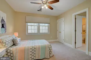 11902 Crayton Ct, Herndon, VA 20170 - Photo 22