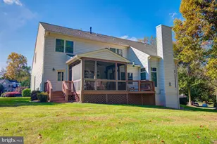 11902 Crayton Ct, Herndon, VA 20170 - Photo 12