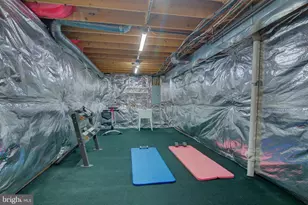 11902 Crayton Ct, Herndon, VA 20170 - Photo 30