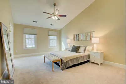11902 Crayton Court, Herndon, VA 20170 - Photo 16