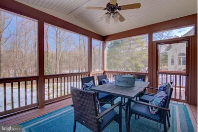 11902 Crayton Court, Herndon, VA 20170 - Photo 10