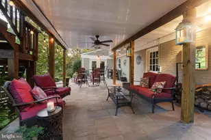 9303 Swinburne Ct, Fairfax, VA 22031 - Photo 44