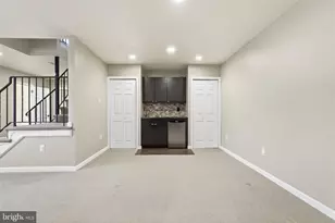 9424 Park Hunt Ct, Springfield, VA 22153 - Photo 30