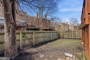 9424 Park Hunt Ct, Springfield, VA 22153 - Photo 38