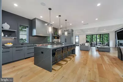 1452 Buena Vista Avenue, McLean, VA 22101 - Photo 6