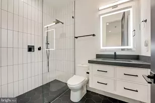 1452 Buena Vista Ave, McLean, VA 22101 - Photo 16