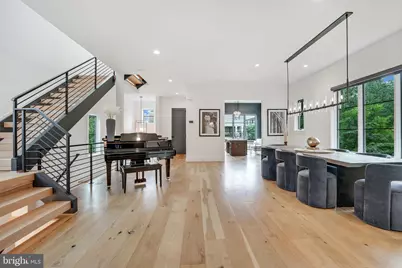 1452 Buena Vista Avenue, McLean, VA 22101 - Photo 2