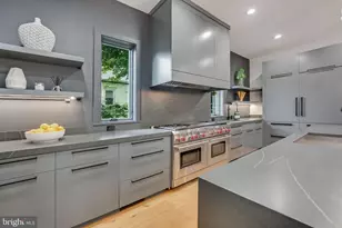 1452 Buena Vista Ave, McLean, VA 22101 - Photo 8