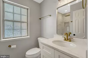 13512 Apple Barrel Ct, Herndon, VA 20171 - Photo 8