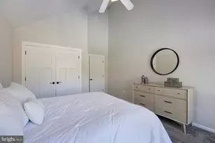 8612 McHenry St, Vienna, VA 22180 - Photo 46