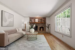 6830 Bluecurl Cir, Springfield, VA 22152 - Photo 20