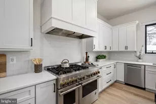 516 Valley Dr SE, Vienna, VA 22180 - Photo 26