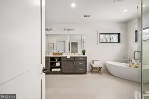 516 Valley Dr SE, Vienna, VA 22180 - Photo 54