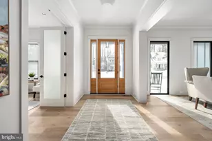 516 Valley Dr SE, Vienna, VA 22180 - Photo 10