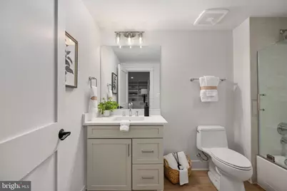 516 Valley Drive SE, Vienna, VA 22180 - Photo 78