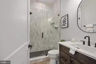 516 Valley Dr SE, Vienna, VA 22180 - Photo 44