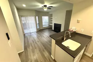 12154 Penderview Terrace, Fairfax, VA 22033 - Photo 6