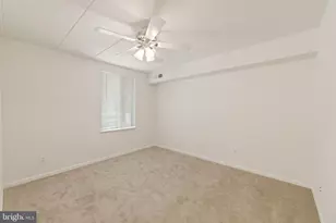 2326 Freetown Ct, Reston, VA 20191 - Photo 4