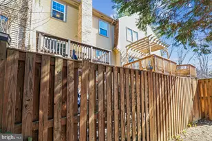 2715 Shawn Leigh Dr, Vienna, VA 22181 - Photo 52