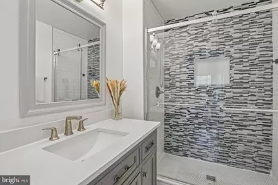 2715 Shawn Leigh Drive, Vienna, VA 22181 - Photo 14