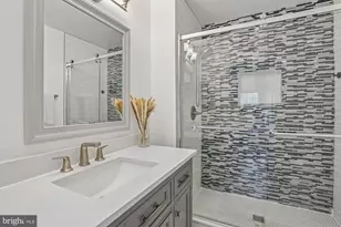 2715 Shawn Leigh Dr, Vienna, VA 22181 - Photo 14