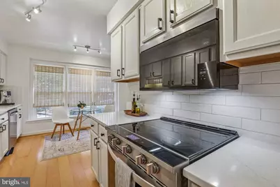 2715 Shawn Leigh Drive, Vienna, VA 22181 - Photo 28