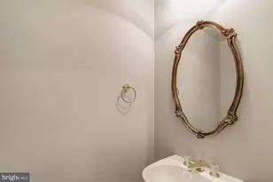 2106 Patty Ln, Vienna, VA 22182 - Photo 20