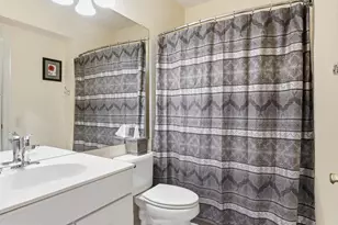 1465 Mayhurst Blvd, McLean, VA 22102 - Photo 38