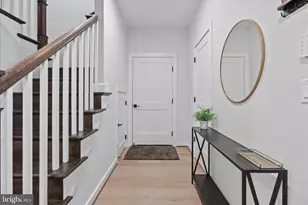 6625 Oak Dr, Alexandria, VA 22306 - Photo 14