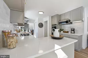 6802 Sydenstricker Rd, Springfield, VA 22152 - Photo 20