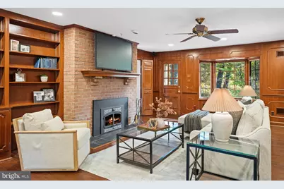 6710 Wemberly Way, McLean, VA 22101 - Photo 12