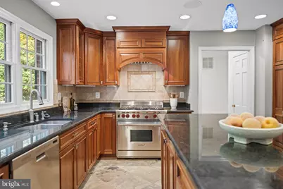 6710 Wemberly Way, McLean, VA 22101 - Photo 18