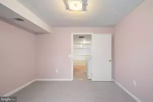 1103 Burwick Dr, Herndon, VA 20170 - Photo 10