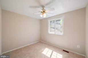 1103 Burwick Dr, Herndon, VA 20170 - Photo 20