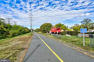 1323 April Way, Herndon, VA 20170 - Photo 58