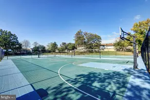 1323 April Way, Herndon, VA 20170 - Photo 56