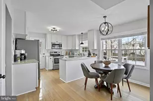 1323 April Way, Herndon, VA 20170 - Photo 4