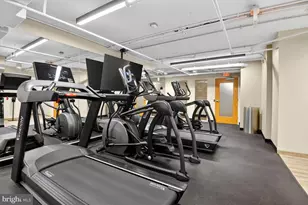 1808 Old Meadow Rd, McLean, VA 22102 - Photo 18