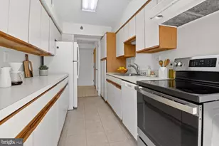 1808 Old Meadow Rd, McLean, VA 22102 - Photo 12