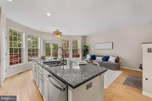 6735 Applemint Ln, Alexandria, VA 22310 - Photo 6