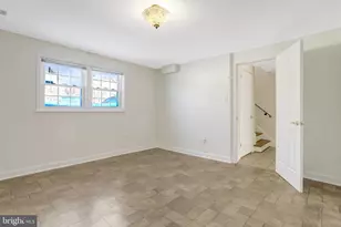 8070 Powderbrook Ln, Springfield, VA 22153 - Photo 42