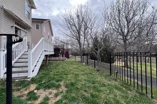 3925 Beeker Mill Pl, Chantilly, VA 20151 - Photo 36